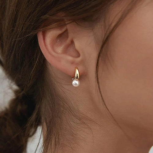 Unique Golden Pearl Earrings | Nooklyst